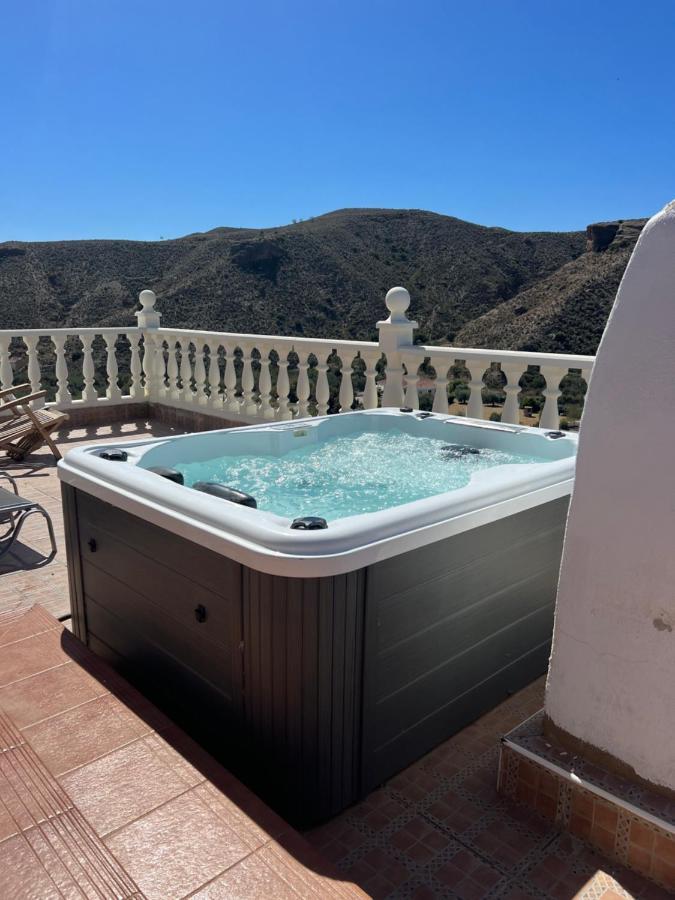 Rambla Retreats Apartment Rojo With Shared Pool & Hot Tub Stunning Views In Oria Eksteriør billede